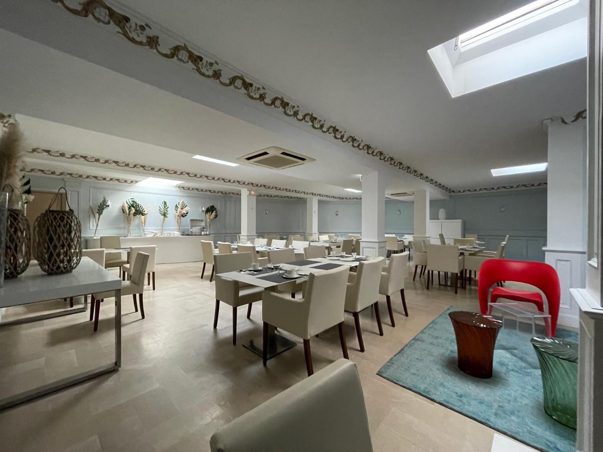 Hotel Revellata & Spa กาลวี ภายนอก รูปภาพ